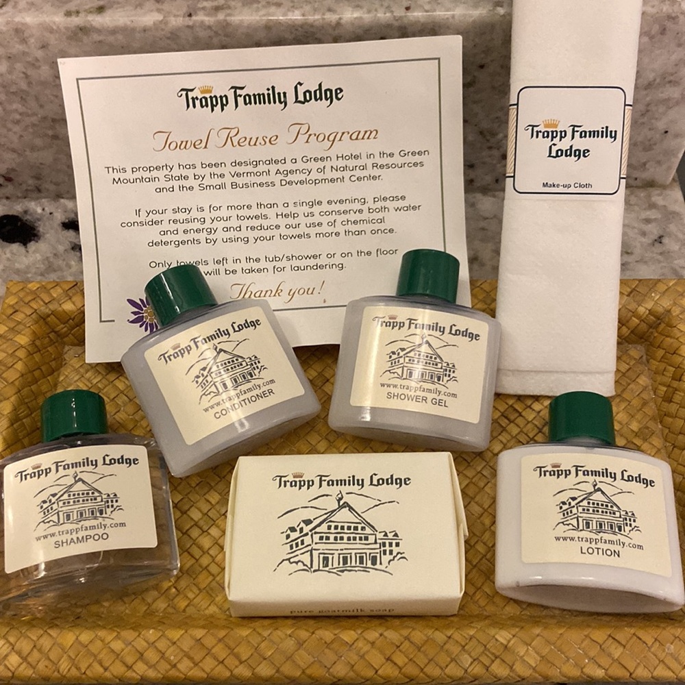 Trapp Family 6-Piece Lotion Shampoo Conditioner Shower Gel Travel Toiletry Set